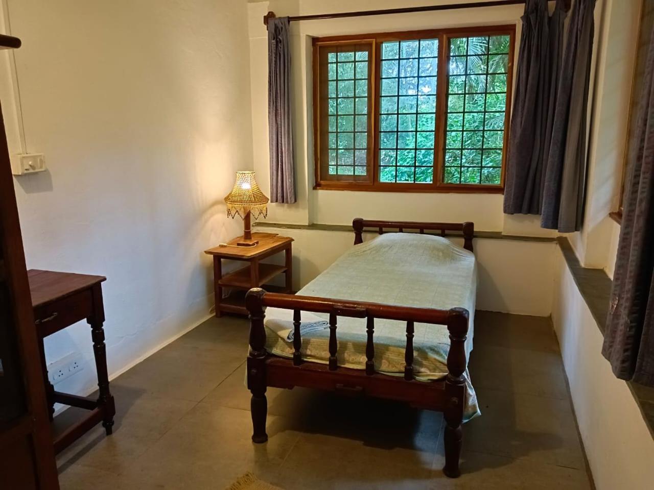 Isai Ambalam Guest House Puducherry Buitenkant foto