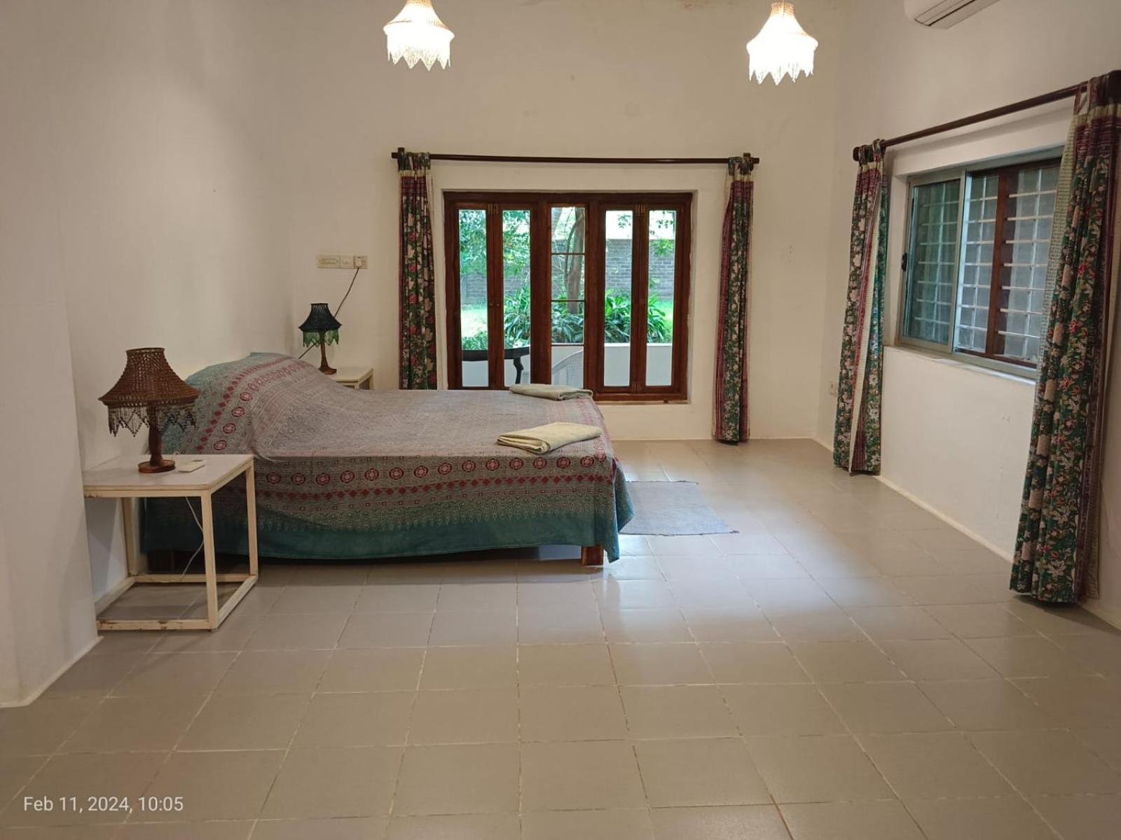 Isai Ambalam Guest House Puducherry Buitenkant foto