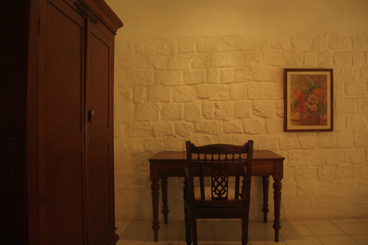 Isai Ambalam Guest House Puducherry Buitenkant foto