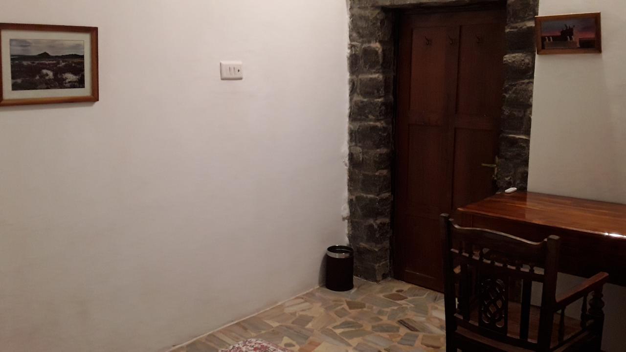Isai Ambalam Guest House Puducherry Buitenkant foto