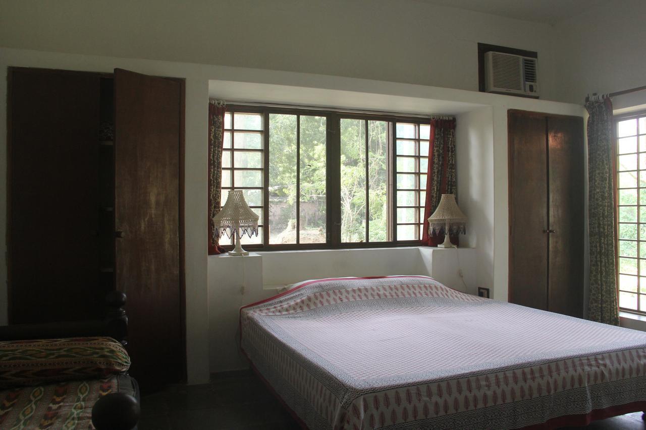 Isai Ambalam Guest House Puducherry Buitenkant foto