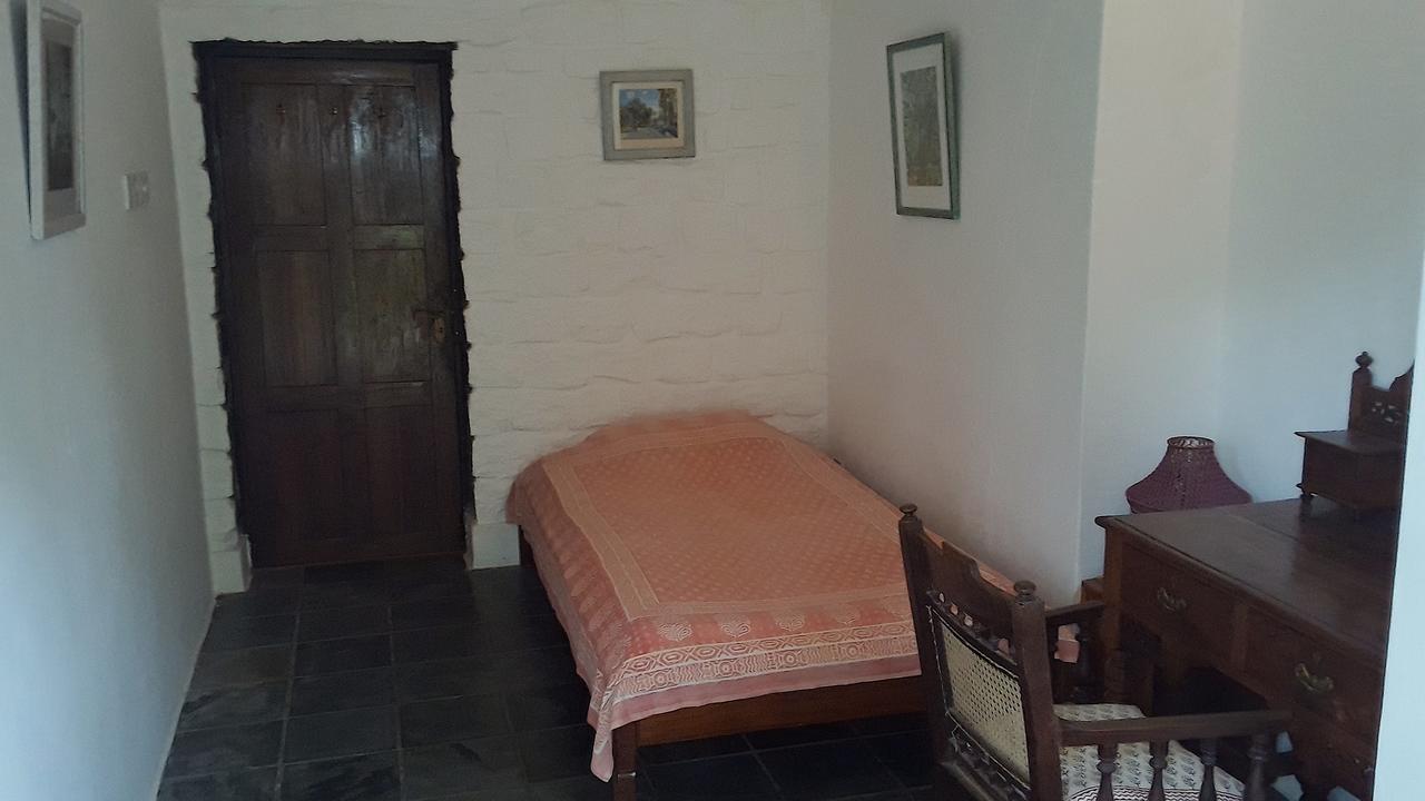 Isai Ambalam Guest House Puducherry Buitenkant foto