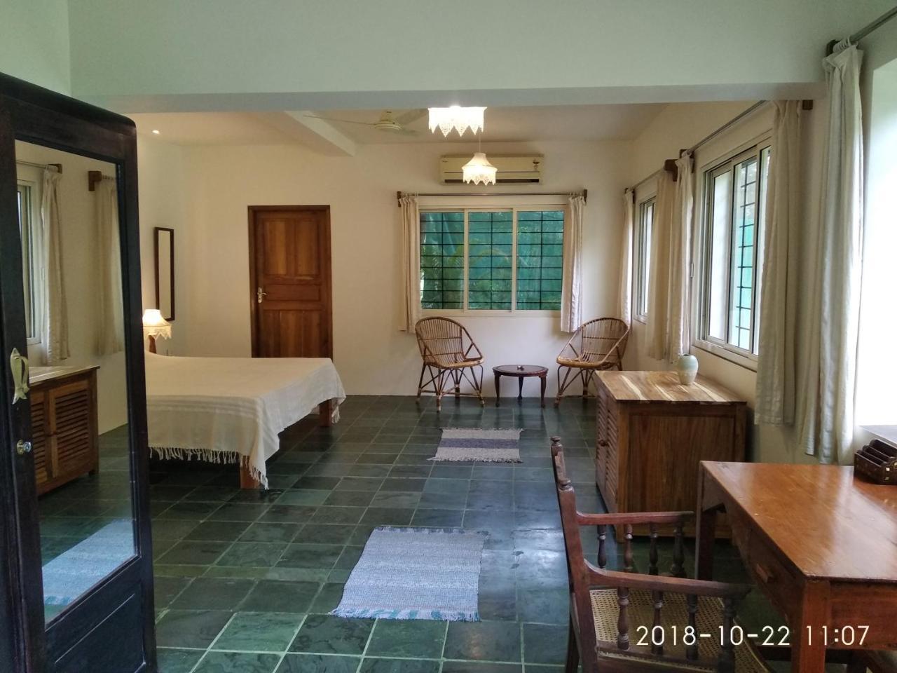 Isai Ambalam Guest House Puducherry Buitenkant foto
