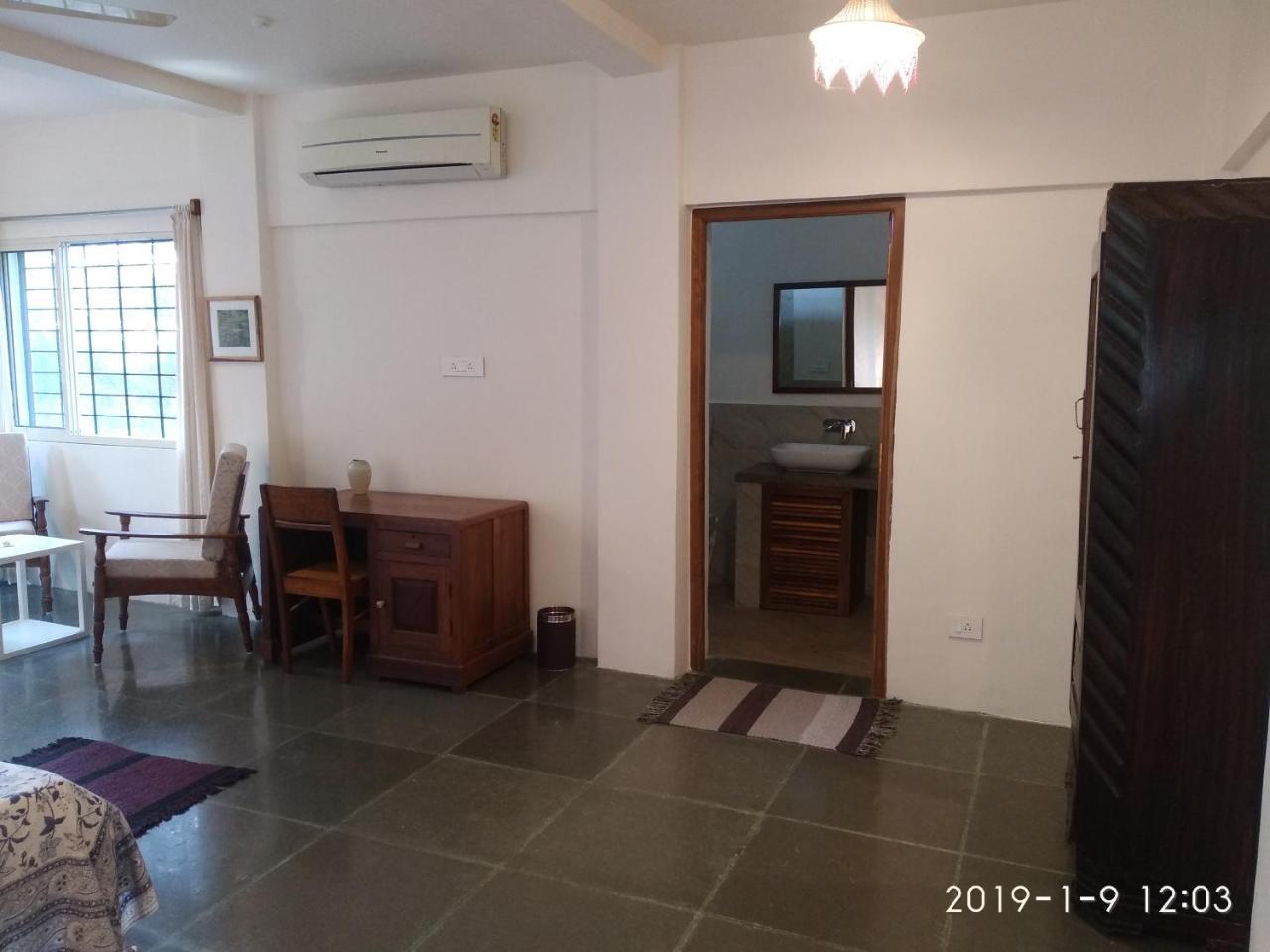 Isai Ambalam Guest House Puducherry Buitenkant foto